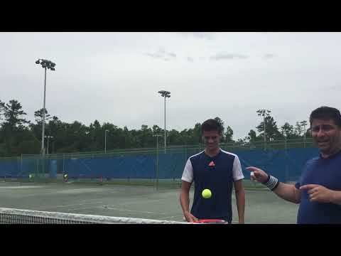 Amateur vs Pro Tennis - Federico Coria vs FITErer Part 1