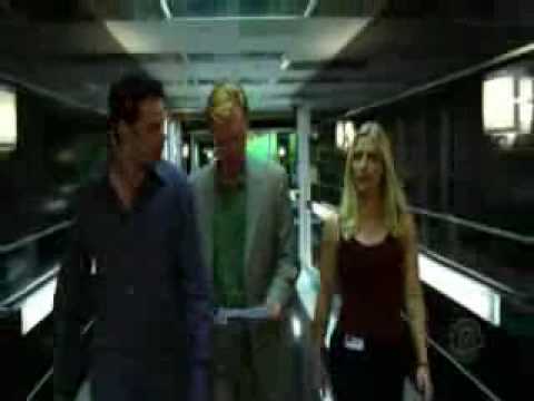 download lagu mp3 mp4 Don T Get Lost In The Crowd, download lagu Don T Get Lost In The Crowd gratis, unduh video klip Don T Get Lost In The Crowd