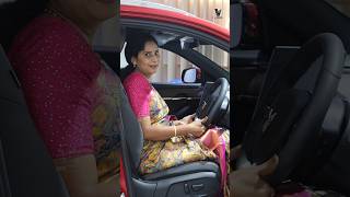 స్టీరింగ్  నా వొళ్ళో కూర్చుంది..😂 | Vinfast VF6 EV Seat Comfort | Electric Elegance | V automobiles 