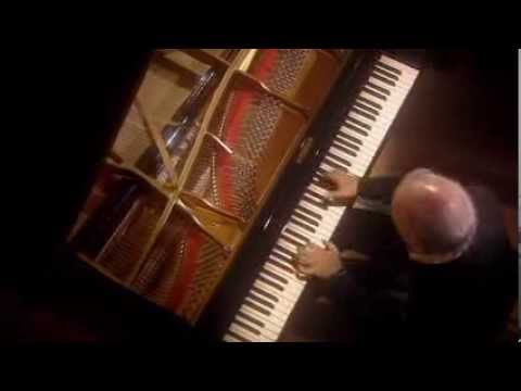 Daniel Barenboim plays Beethoven Sonata No. 8 Op. 13 (Pathetique)