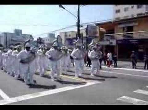 Fanfarra Marcial Visão desfile kobrasol