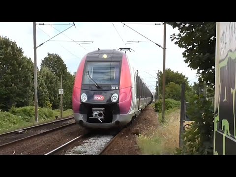 Z50000 NAT : A la gare de La Barre Ormesson sur la ligne H du Transilien