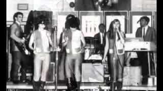 The Shangri-las  Outtakes Sessions for  Remember (Walkin&#39; In The Sand)  1964.mp4