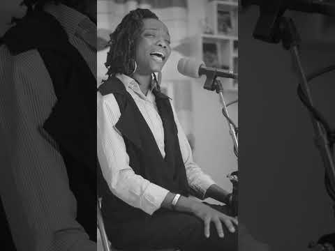 "NGA NA TAMBOLAKI" Cover avec la Sr ADHA LEMBALEMBA.