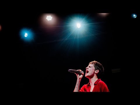 Christine and the Queens - Damn dis-moi (live at Music For Life 2018)