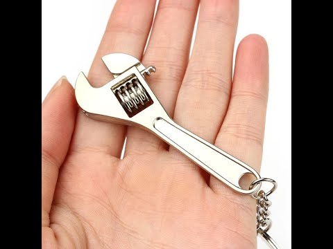 Raktų pakabukas reguliuojamas veržliaraktis vaizdo įrašas