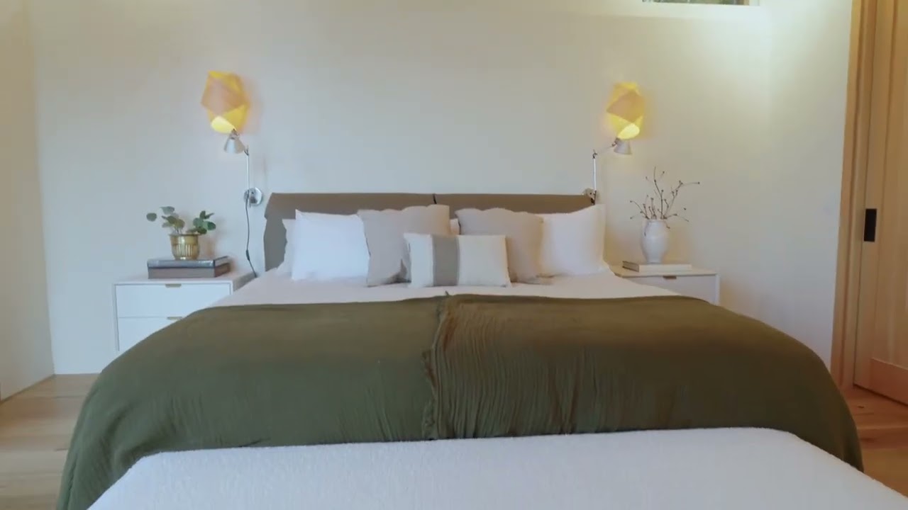 YouTube thumbnail preview for the video titled Real Estate Film 04