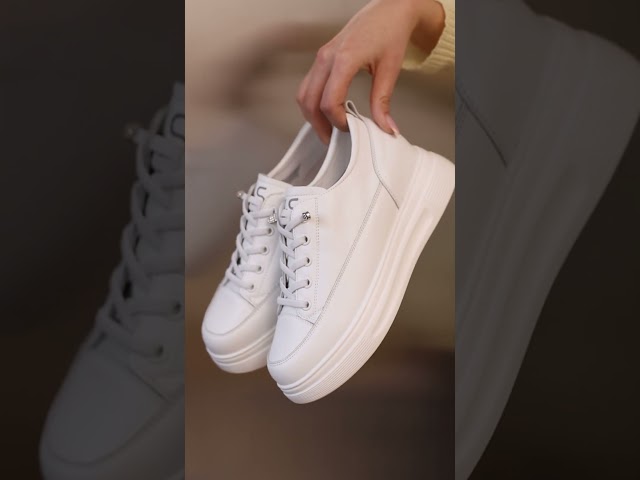 Чоботи жіночі шкіряні байка хутро 592641 Чорний Кеди жіночі шкіряні 594241 Білі