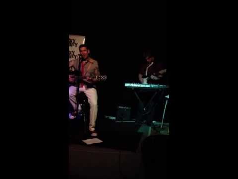 Frisky Monkey - Discarded (live at Smith's Olde Bar)