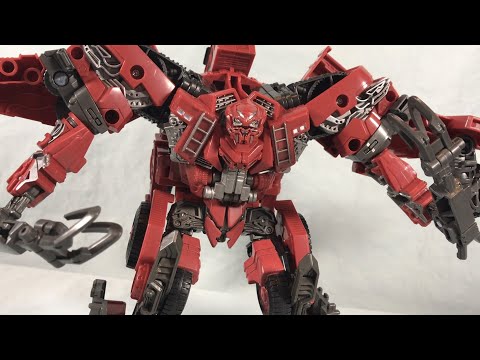Transformers Studio Series 66 Leader Class Constructicon Overload Review