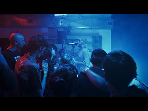 Blue Virus - Ridere Per Le Ragioni Sbagliate (Live Completo)