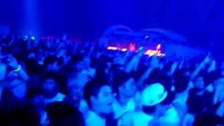 2013 white party Armin van buuren live/Orjan Nilsen - Violetta (Original Mix)ASOT612