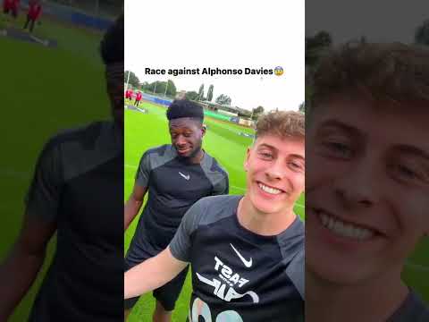 Race against Alphonso Davies😰 #shorts