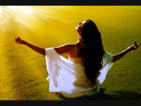 Blood Groove & Kikis feat. Victoria Ray - Free Like a Bird (Original Vocal Mix)