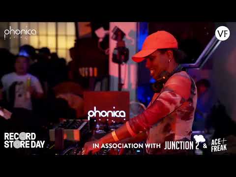 Anthea at Record Store Day 2024