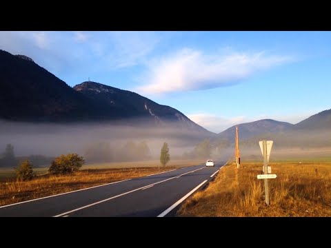 フランスでルートナポレオンをドライブ (Driving the Route Napoléon in France)