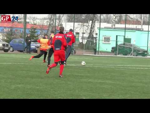Sparing: Gryf Słupsk - Gryf Słupsk (juniorzy) 5:0 (1:0)