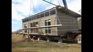 preview picture of video 'Towing Cabins & Oversize Loads | Call 1300 65 8697'