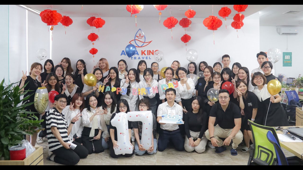Joyeux 17ème anniversaire à Asia King Travel