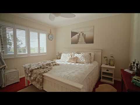 32 Wilson Street, Labrador, QLD 4215, 4房, 2浴, 独立屋