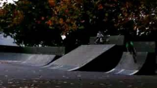 preview picture of video 'BMX riding in Vic Park Auckland, NZ'
