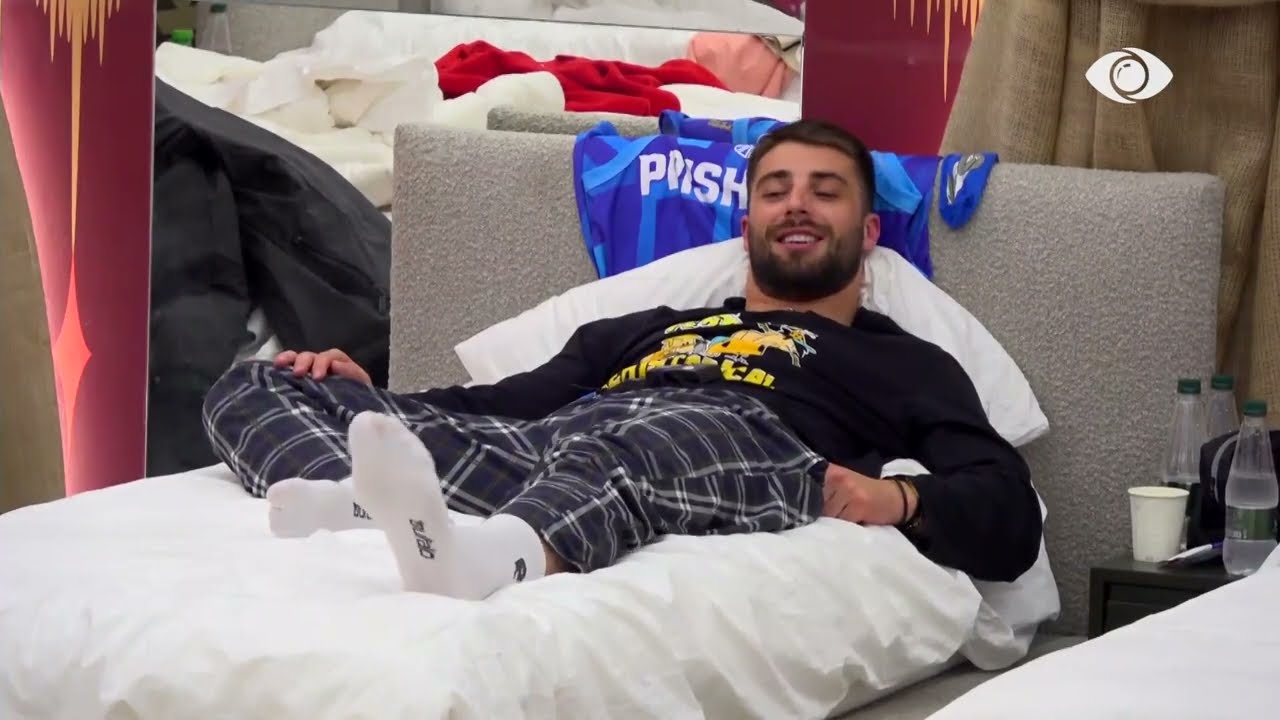 Meritoni 'pretendon' të thyejë rregullat, ngrihet dhe shkon drejt Ilnisës: Nëse je kaq e mërzitur…