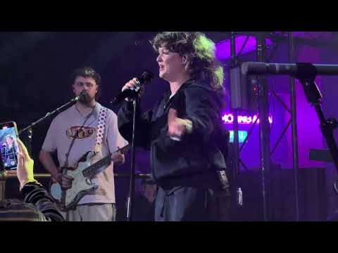 Lola Young-Sad Sob Story (later set) @ Circuit, Kingston, 16th September 2025 