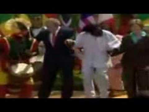 Bush bailando
