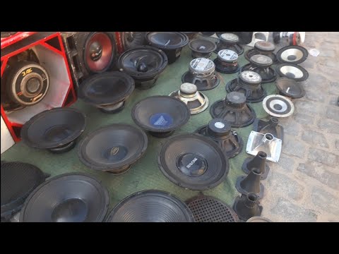 feira do rolo tem Grande Variedade de alto-falantes para som automotivo.