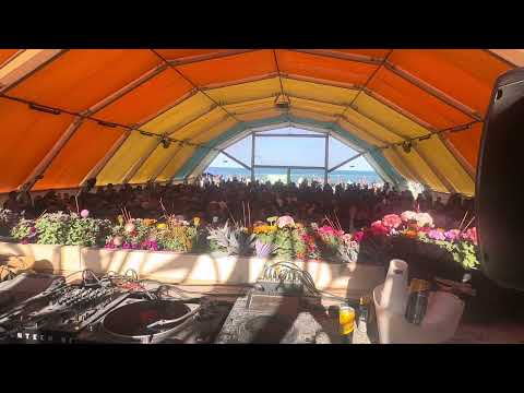 Dyed Soundorom at Sumwaves Mamaia 20025