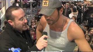 COSTANTINO VITAGLIANO a Generazione No Stop 7 2010 MPG.mpg