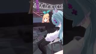 同期が居ることを噛みしめるエリーラ・ペンドラ【Elira Pendora/NIJISANJI EN】#shorts #にじさんじ #nijisanji_en #エリーラ #elira #elira3d