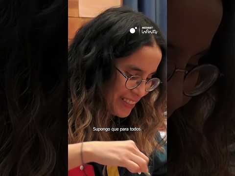 La familia de esta soltera se entera en #FirstDates de que es homosexual: «Lo siento mamá»