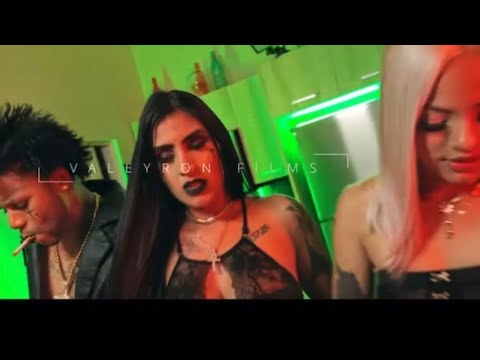 HARACA KIKO x @aleica_x  - SINGADERA Y RAPADERA (VIDEO OFICIAL) @LaMelmaMusical  😈💦