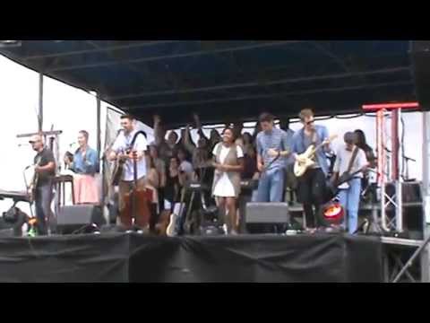 Broitry - Christ is Risen (LIVE with The Quarries Church Band)