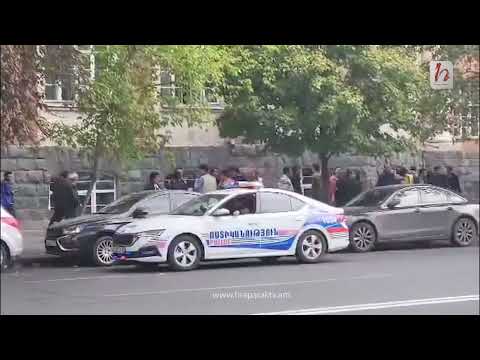 Ծեծկռտուք օրը ցերեկով՝ քաղաքի կենտրոնում