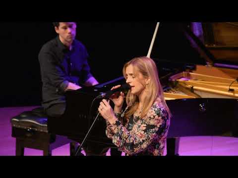 Cara Dillon  -  There Were Roses   (Leeds, 2018)