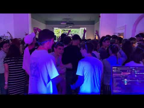DJ Matt - Press Record Live video.