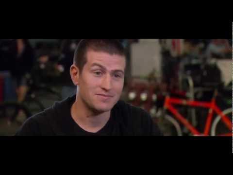 Premium Rush (Featurette 'Training')