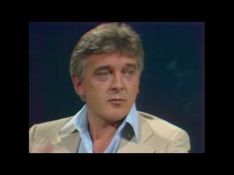 Thumbnail of the video: David Hemmings on BLOW-UP