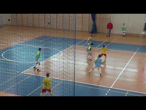 UKS IWICZNA 2006 - SM PIASECZNO 2005