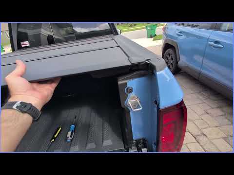 RealTruck BAK BAKFlip MXHard Folding Truck Bed Tonneau Cover 2024 2025 Honda Ridgeline
