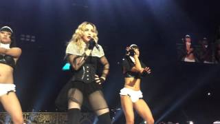 Madonna, Rebel Heart Tour  - Holy Water &amp; Vogue (Barcelona, 24.11.2015)