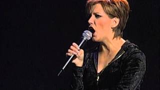 Martina McBride - Safe in the Arms of Love (Live at Farm Aid 1998)