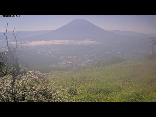 羊蹄山（Niseko Tokyu Grand HIRAFUから）