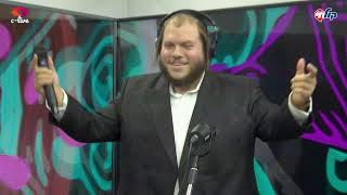 כוכב הזמר לוי פולקוביץ' באולפן | מוצ"ש חי