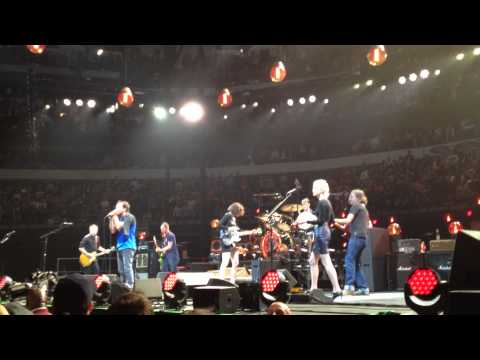 Thumbnail for Pearl Jam with St. Vincent & Carrie Brownstein "RITFW"(Partial) Dallas,TX 11/15/13 by Pearl Jam, Dalla