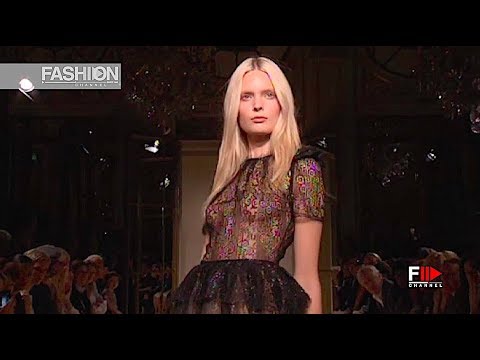 COLLETTE DINNIGAN Spring Summer 2011 Paris - Fashion Channel