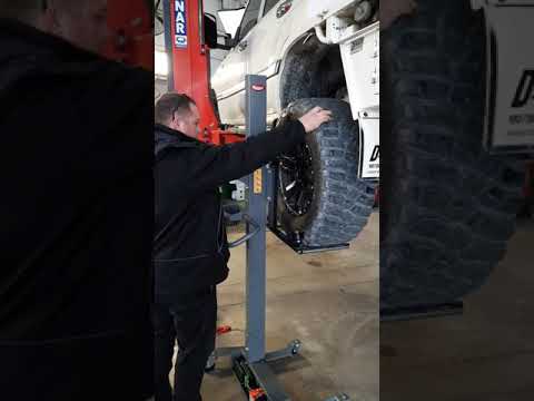 Rotary MW200B wheel lift 90kg Rotary battery powered wheel lift