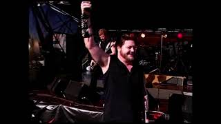 Drowning Pool - All over me - Live @ mount gambier, australia 2002